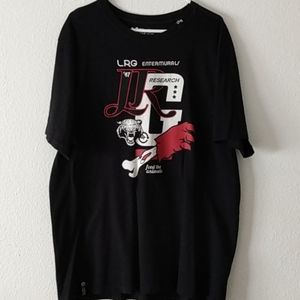 Black LRG t shirt